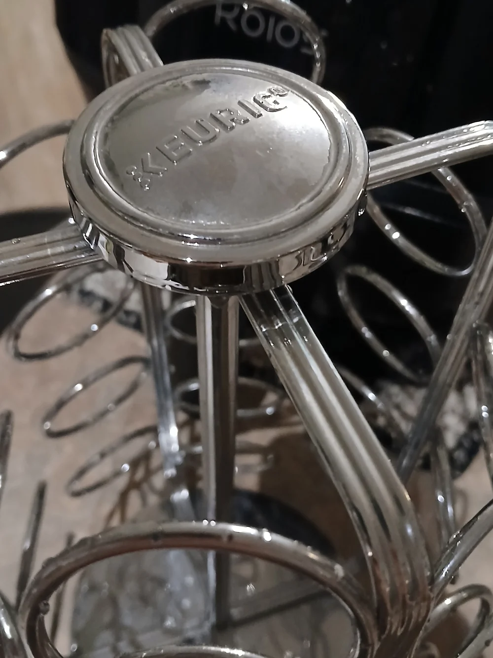 Keurig Silver Rotating K-Cup Carousel Holder [36 Cups/Pods]